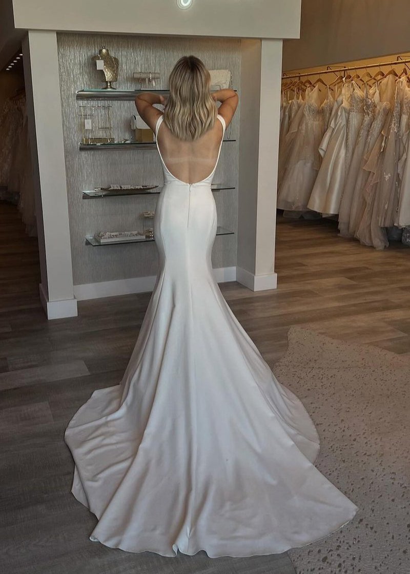 Simple Mermaid Scoop Neck Backless Satin Wedding Dresses