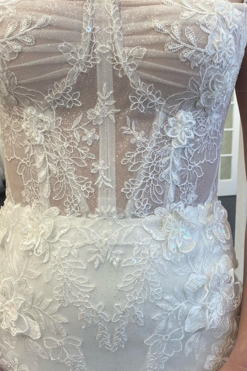 White Lace Spaghetti Straps Mermaid Long Wedding Dress