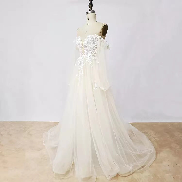 WEDDING DRESSW