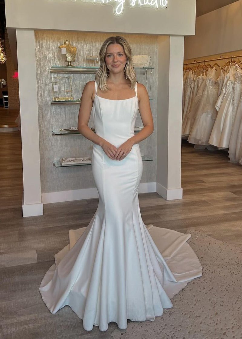 Simple Mermaid Scoop Neck Backless Satin Wedding Dresses