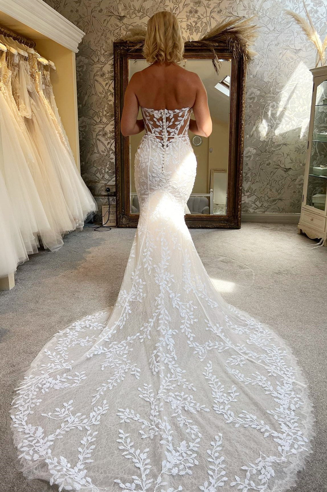 Stormi | Ivory Lace Strapless Mermaid Long Wedding Dress