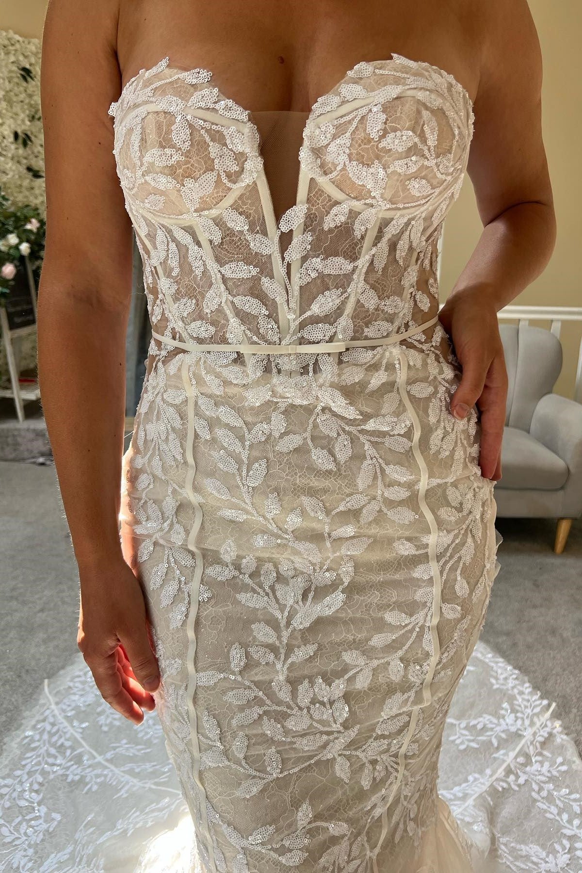 Stormi | Ivory Lace Strapless Mermaid Long Wedding Dress