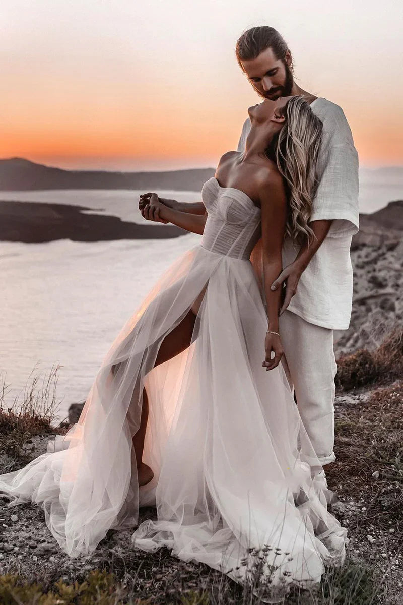 A-line Sweetheart Tulle High Split Bohemian Wedding Dress