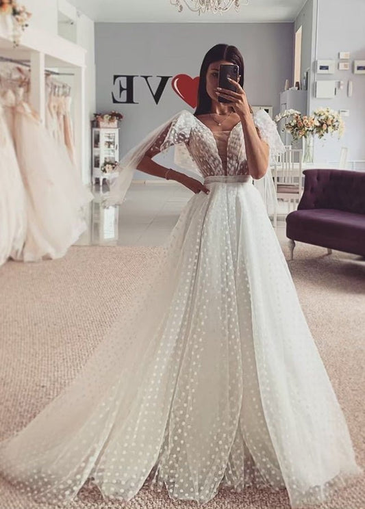 Classic White Point V-Neck Long Tulle White Wedding Dress
