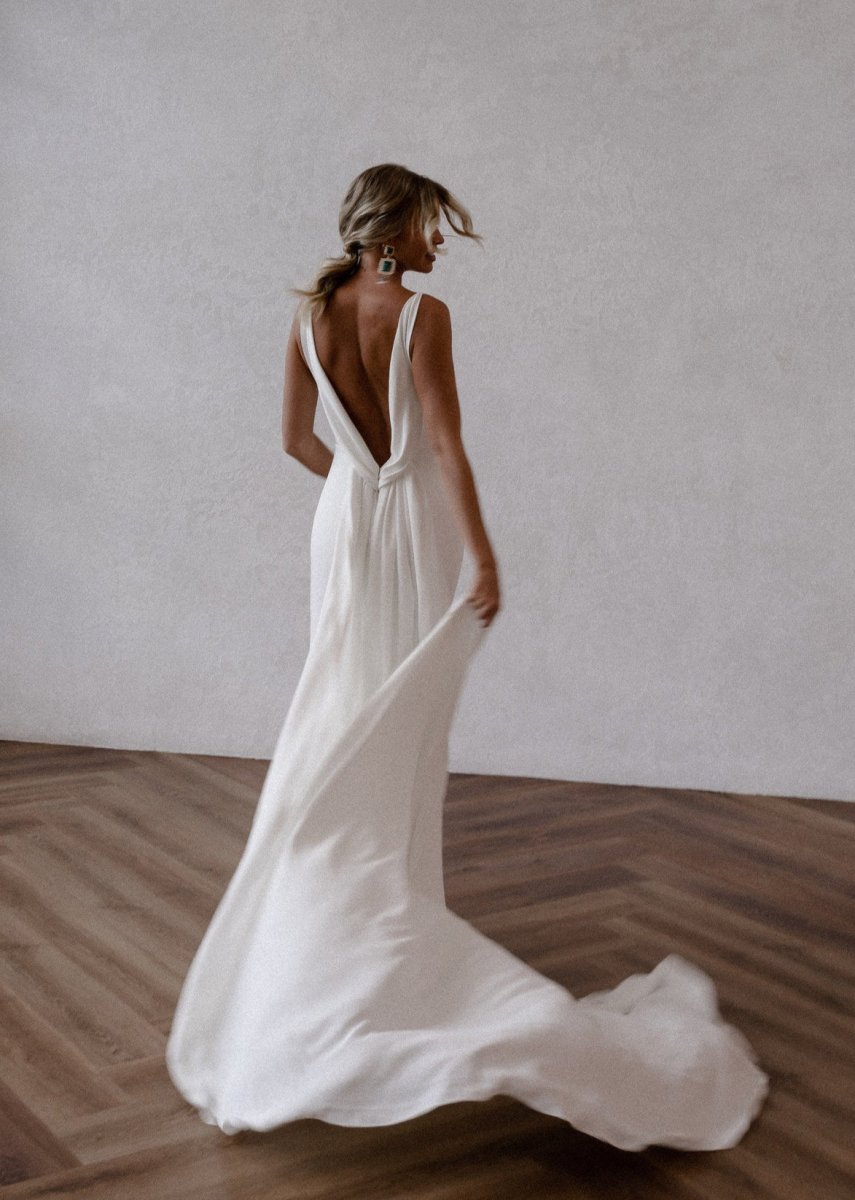 Jaylynn | Mermaid Deep V-Neck Backless White Wedding Dress