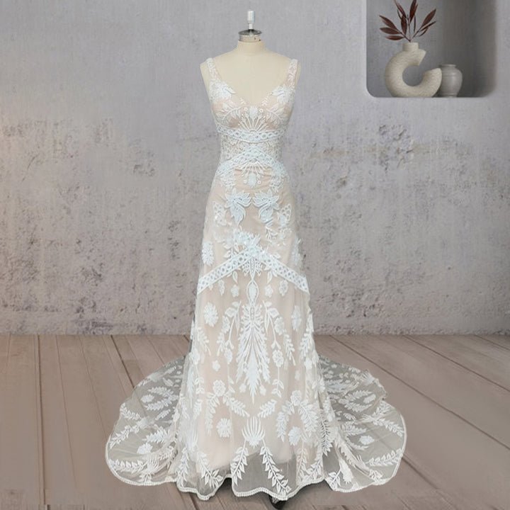 Mermaid Lace V Neck Appliques Wedding Dress