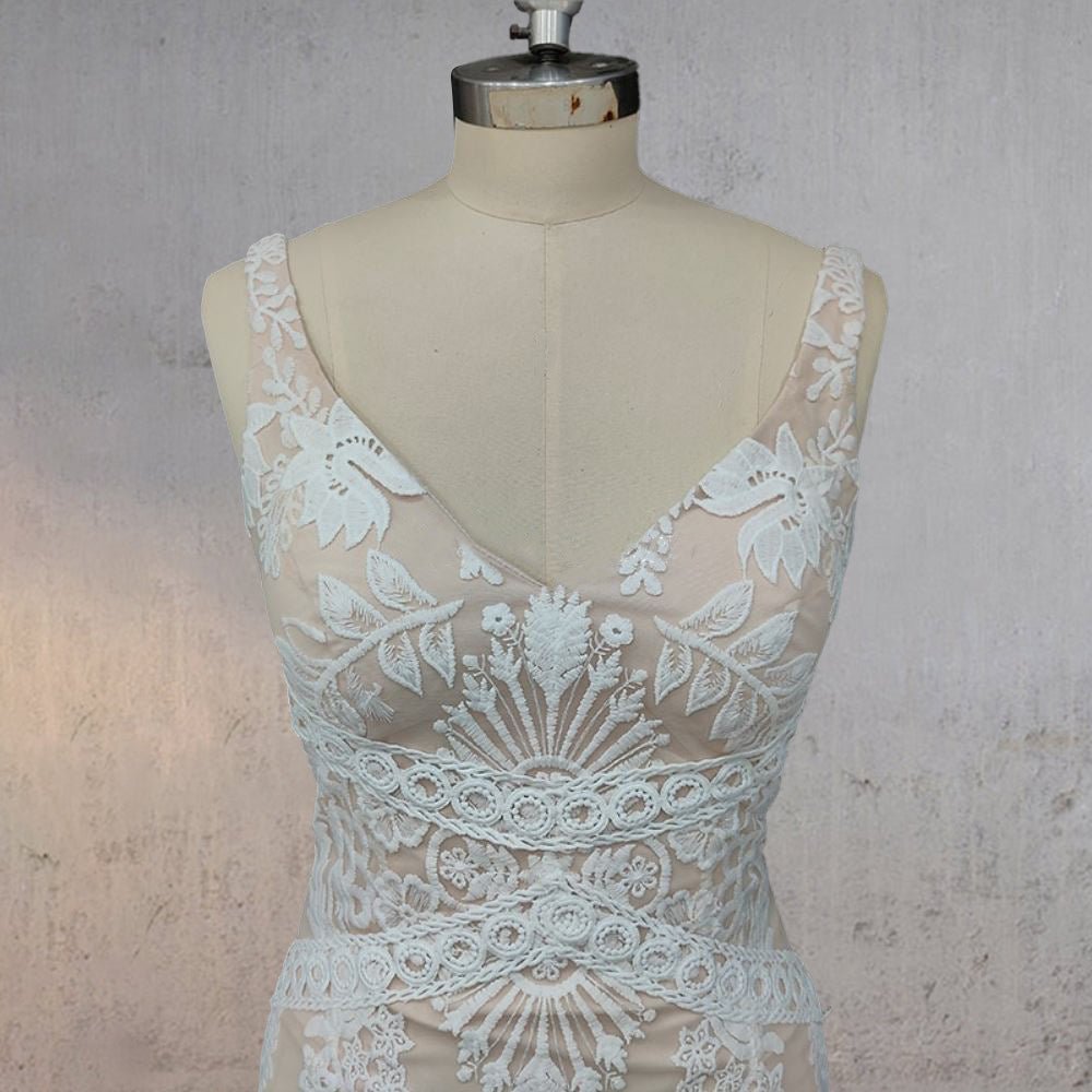 Mermaid Lace V Neck Appliques Wedding Dress