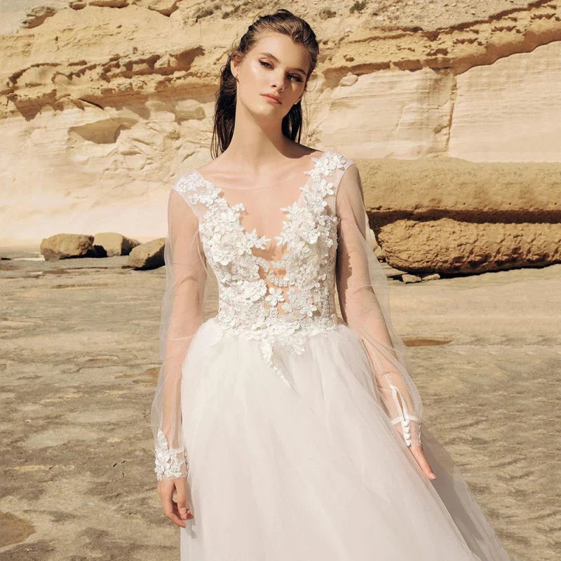 Beach Ivory Lace Wedding Dresses Illusion Long Sleeves Bridal Gowns Jewel Neck Backless Appliqued Tulle A-Line Floor Length-payinti